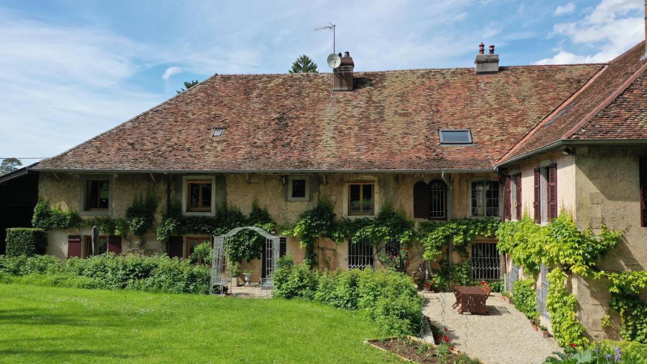 Domaine De Bellevue Gite Du Mont Poupet Marnoz Buitenkant foto