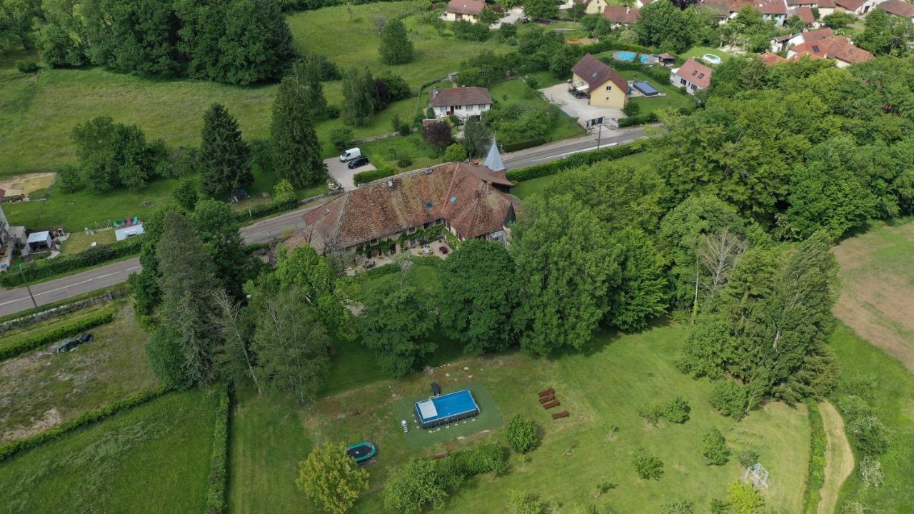 Domaine De Bellevue Gite Du Mont Poupet Marnoz Buitenkant foto